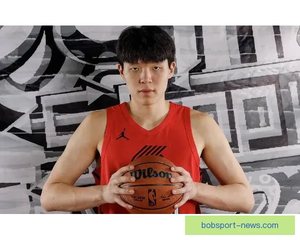 斯普利特盛赞杨瀚森进步显著 高位分球与组织能力大有提升